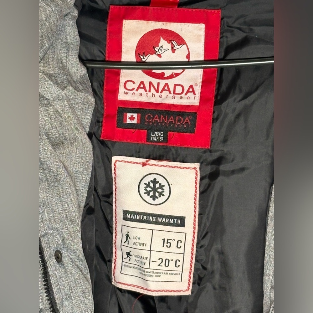 Canada Weather Gear heavyweight puffer‎ jacket in gray heather with black trim. - Picture 12 of 13